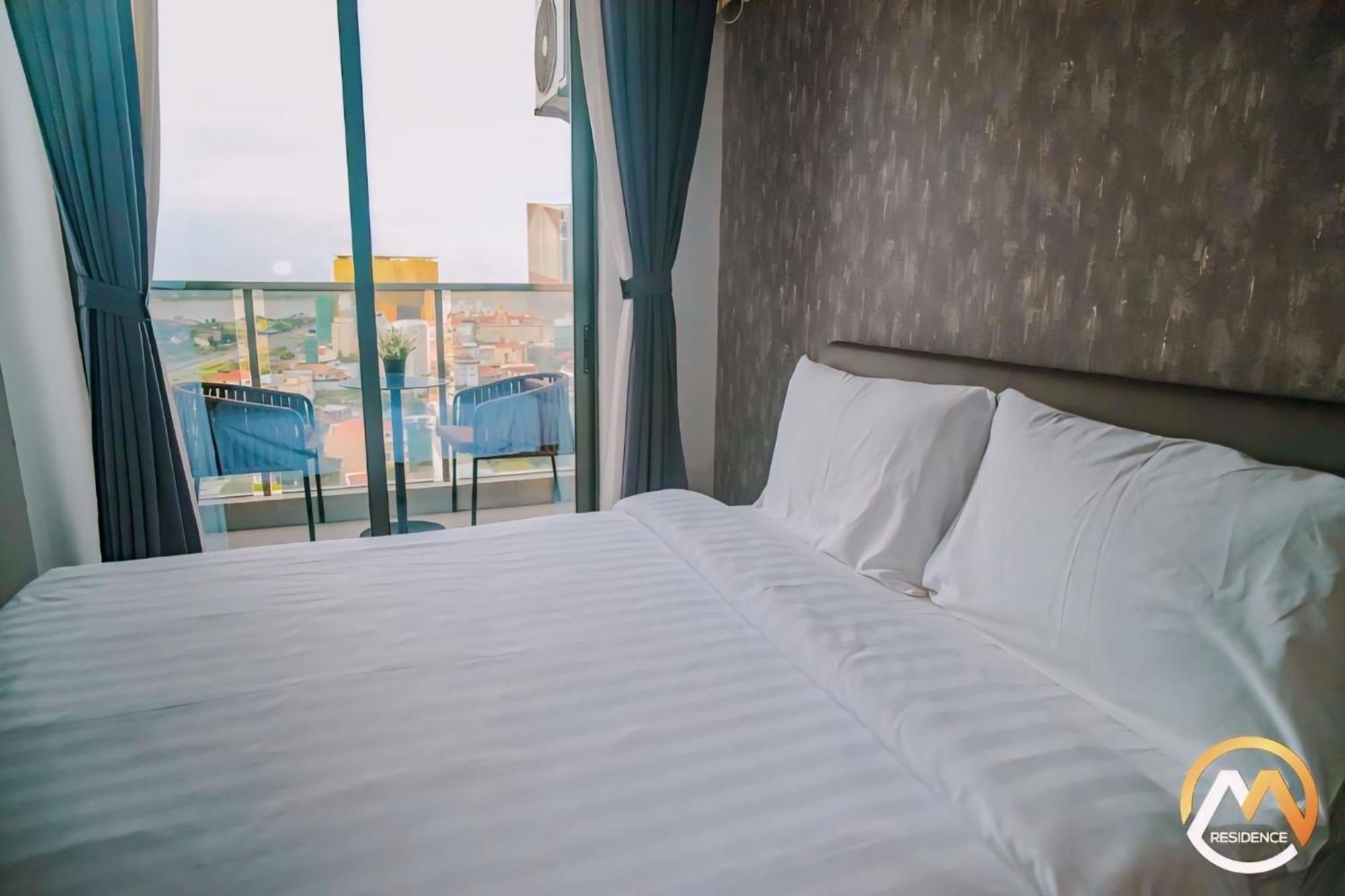 Hotel Serviced Condo Unique Infinity Pool With Mekong River View Phnom Penh Extérieur photo
